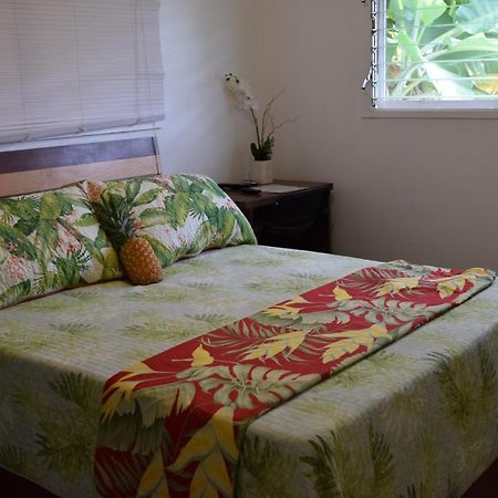 Готель Aloha Wahiawa Екстер'єр фото