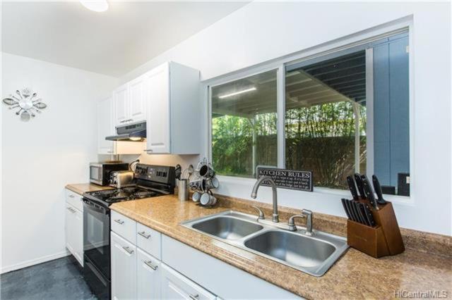 Готель Aloha Wahiawa Екстер'єр фото